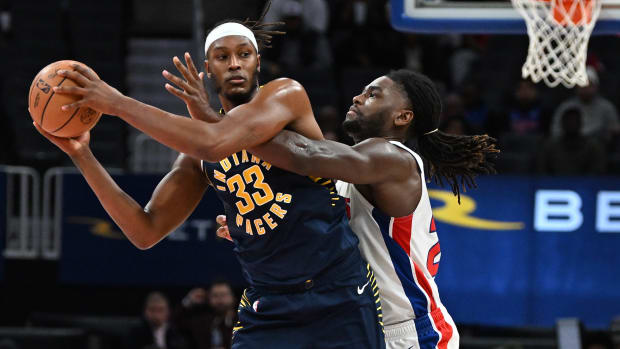 Indiana Pacers Myles Turner Detroit Pistons Isaiah Stewart